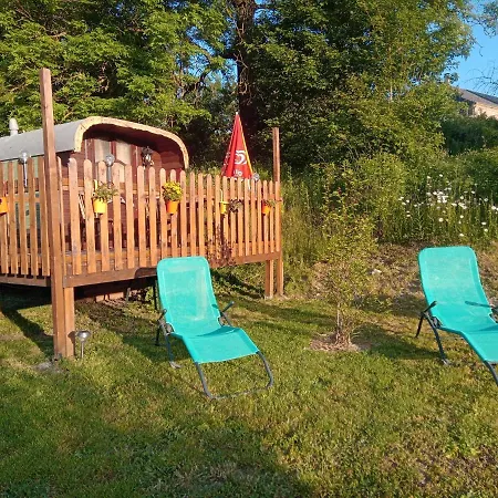 אוהל מפואר La Tiote Roulotte *